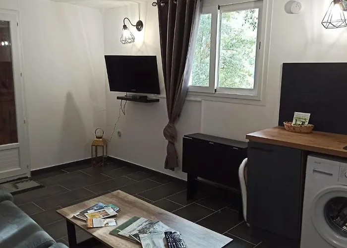 Maison 38m2 15min De Corte 30min De Bastia 펜션